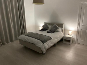 5 Bedroom-Great House & Location-NEW DAY PROPERTIES